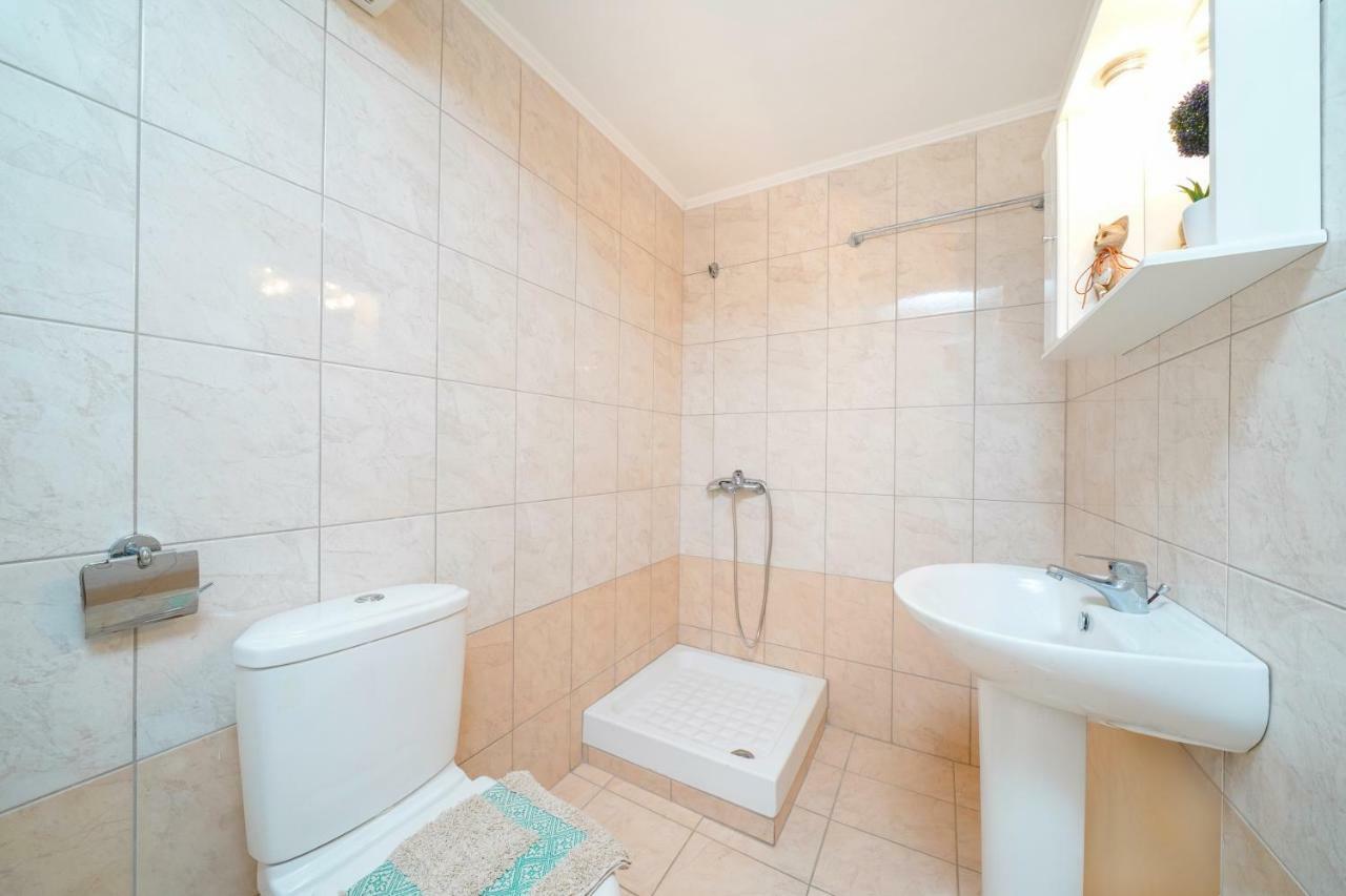 Thomas Apartments Скала-Маріон Екстер'єр фото